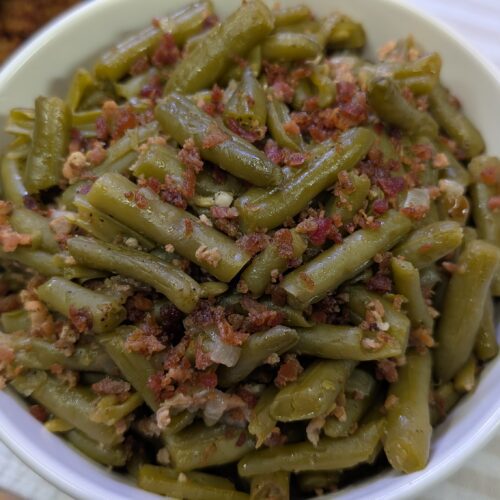 Quick Southern-Style Green Beans with Bacon Bits