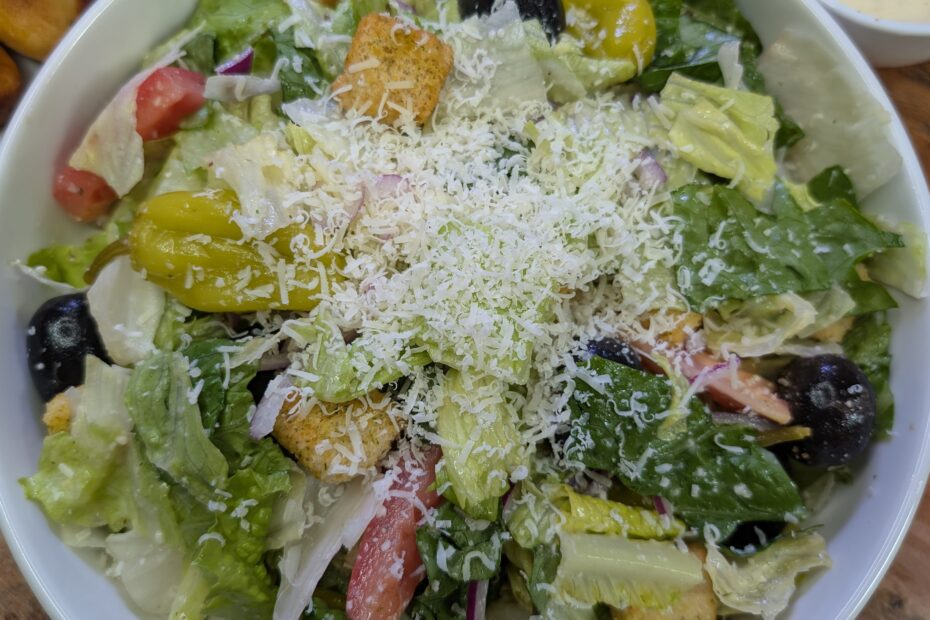 Copycat Olive Garden Salad