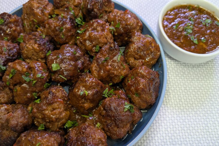 Crockpot Salisbury steak meatballs