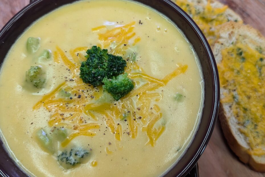 Easy Broccoli Cheese Soup